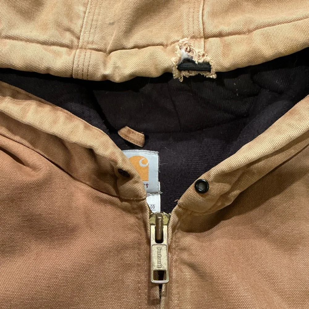 Vintage distressed tan hooded Carhartt jacket - Picture 6 of 12
